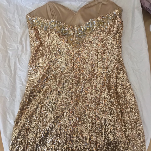 GOLD MINI DRESS! - Picture 2 of 5